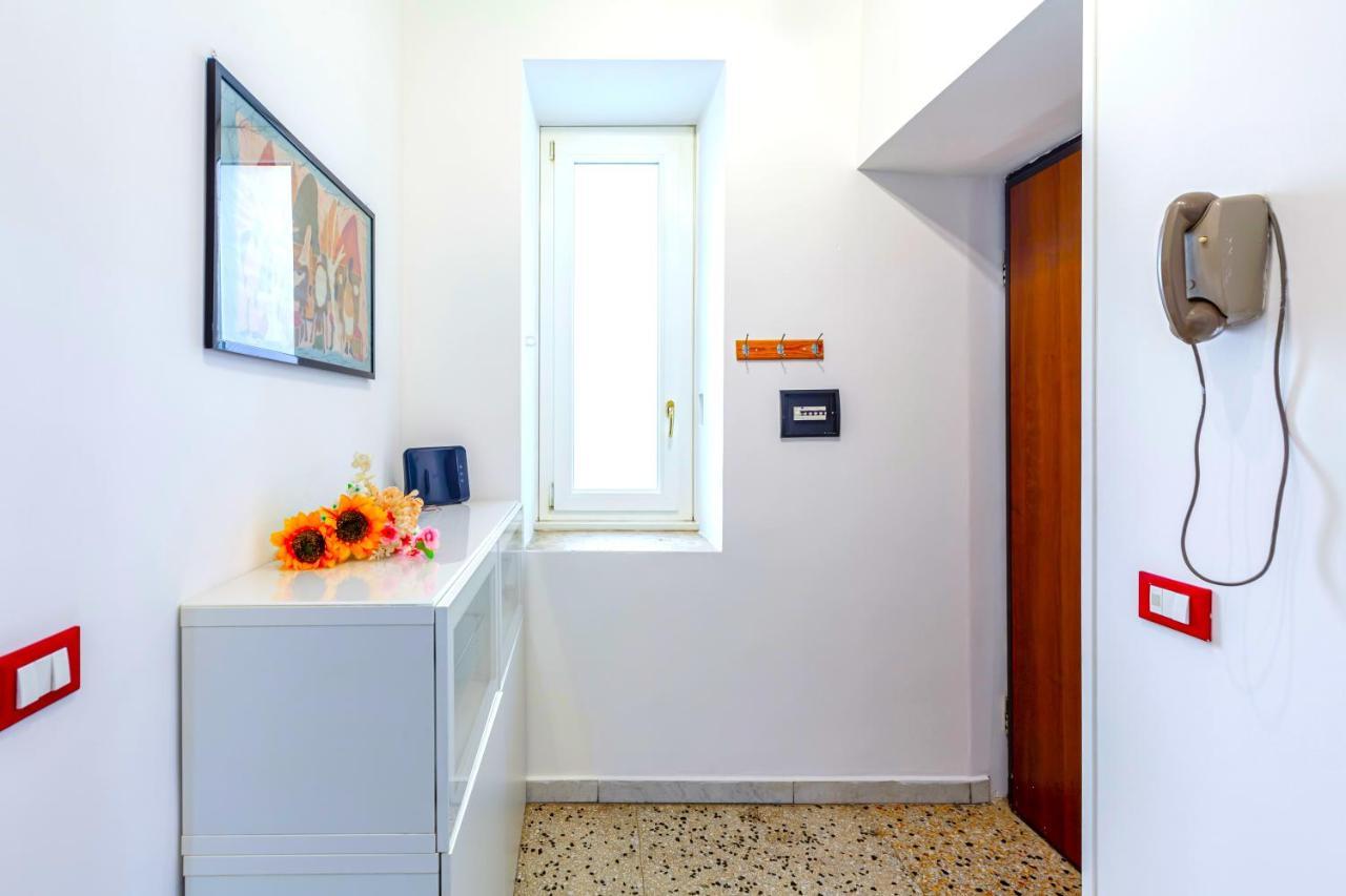 Hostly - Sant'Orsola Suite Apartment Roma Exterior foto